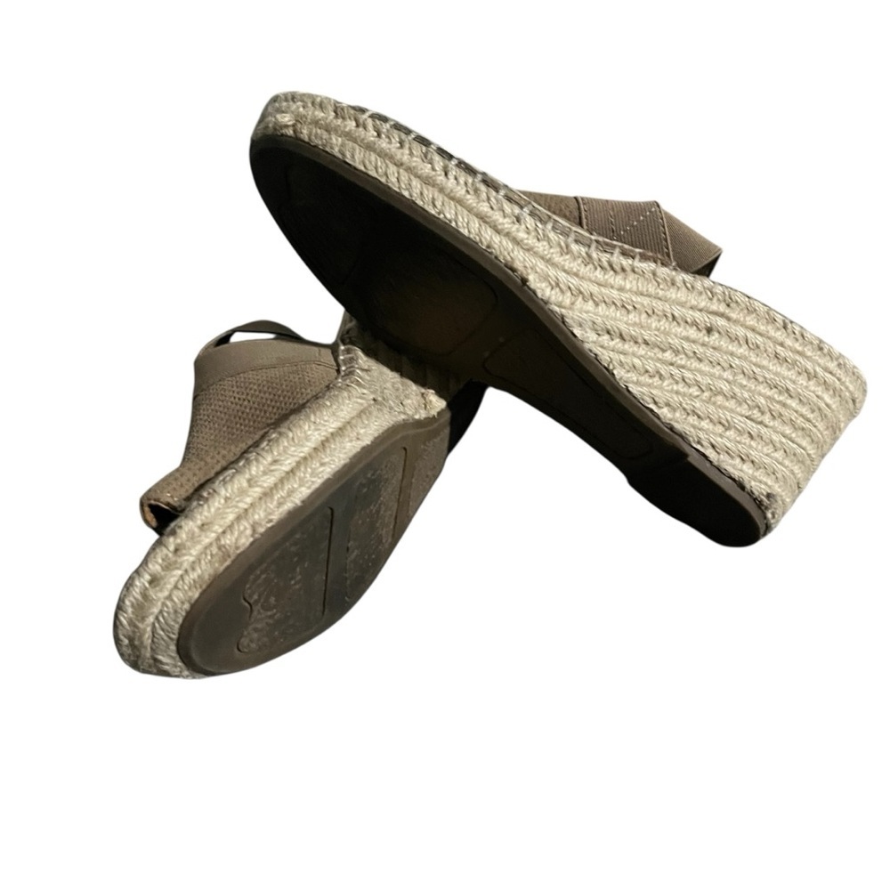 Gentle Souls By Kenneth Cole Colleen Leather Wedge Sandals With Elastic Strap S7 - Picture 4 of 5